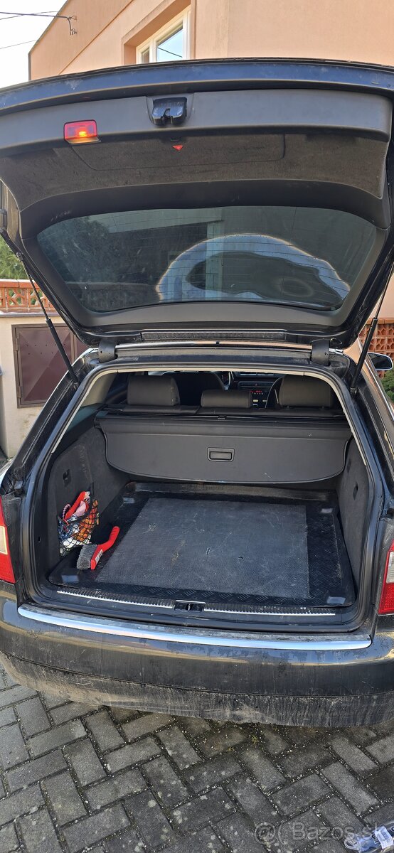 Predám audi a4 avant 1,9 tdi, automat, 2004 - 4