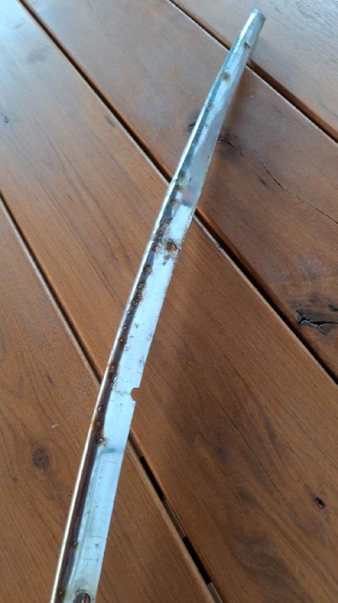 Lišta kapoty Škoda1000MB - 4