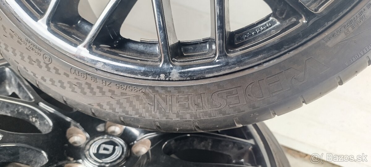 5x114,3 235/35ZR19 - 4