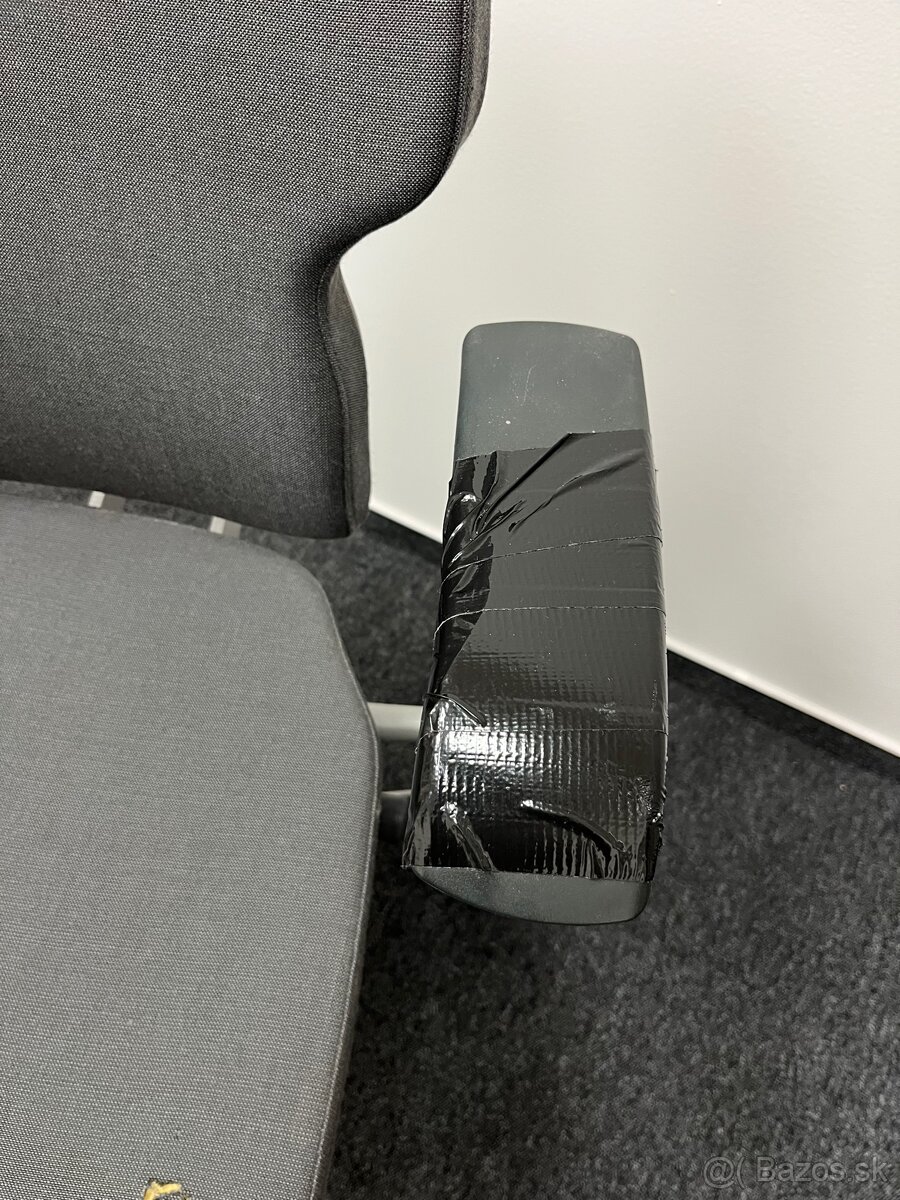 Kancelárska stolička - 4