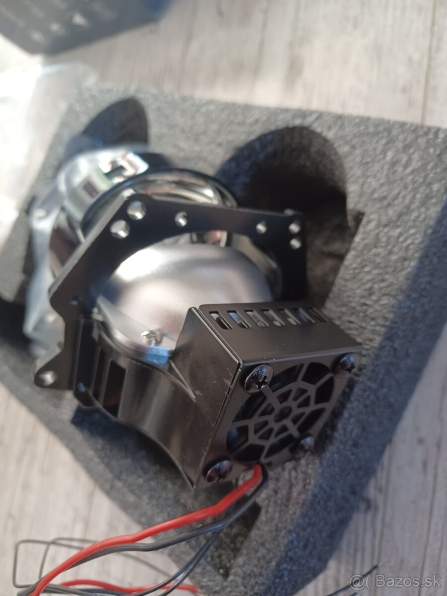 Bi-LED projektory 3" - 4