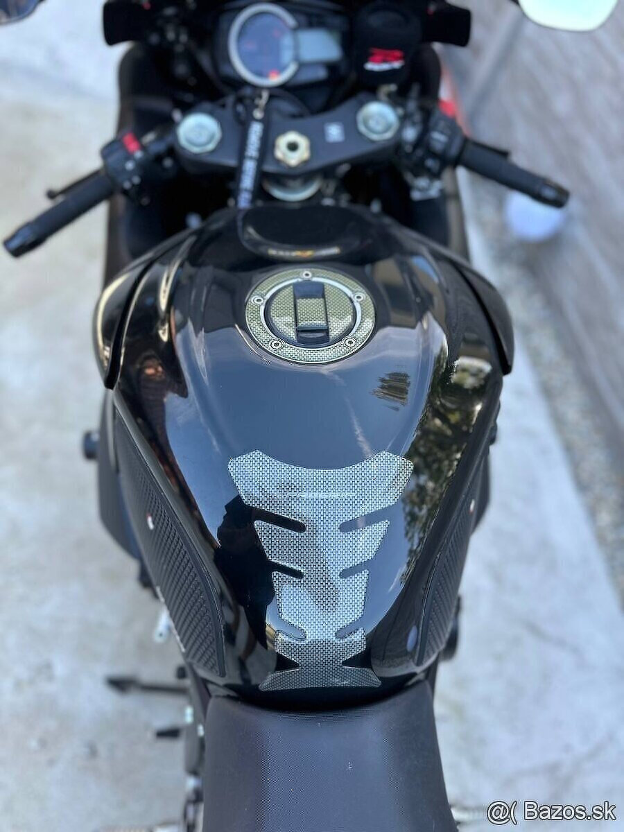 Suzuki GSX-R600 2012 A2 - 4