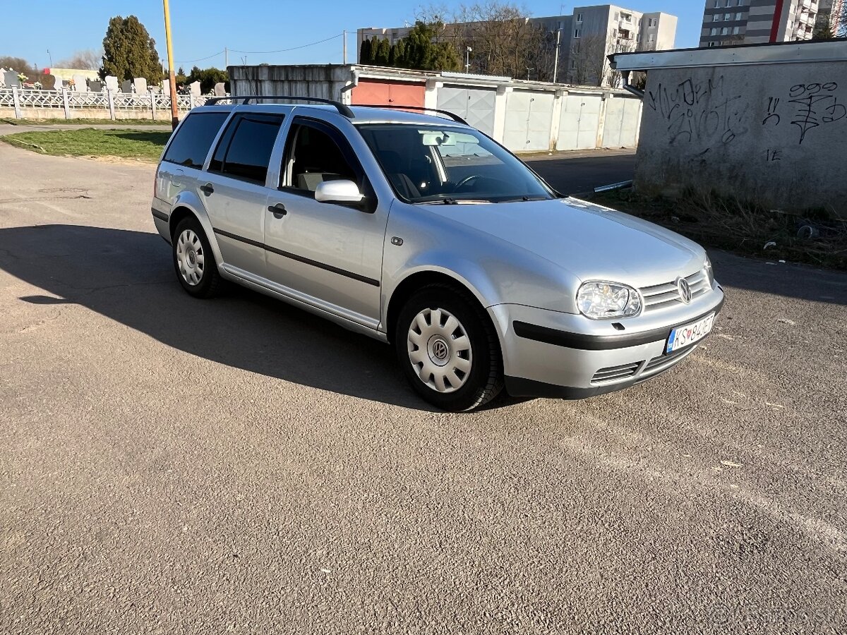 Volkswagen Golf 1.9TDI 96KW - 4