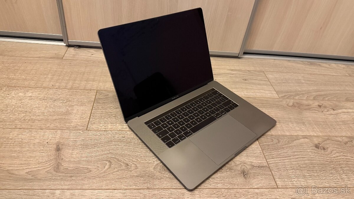 Macbook Pro 15" 2016 i7, A1707 - 4