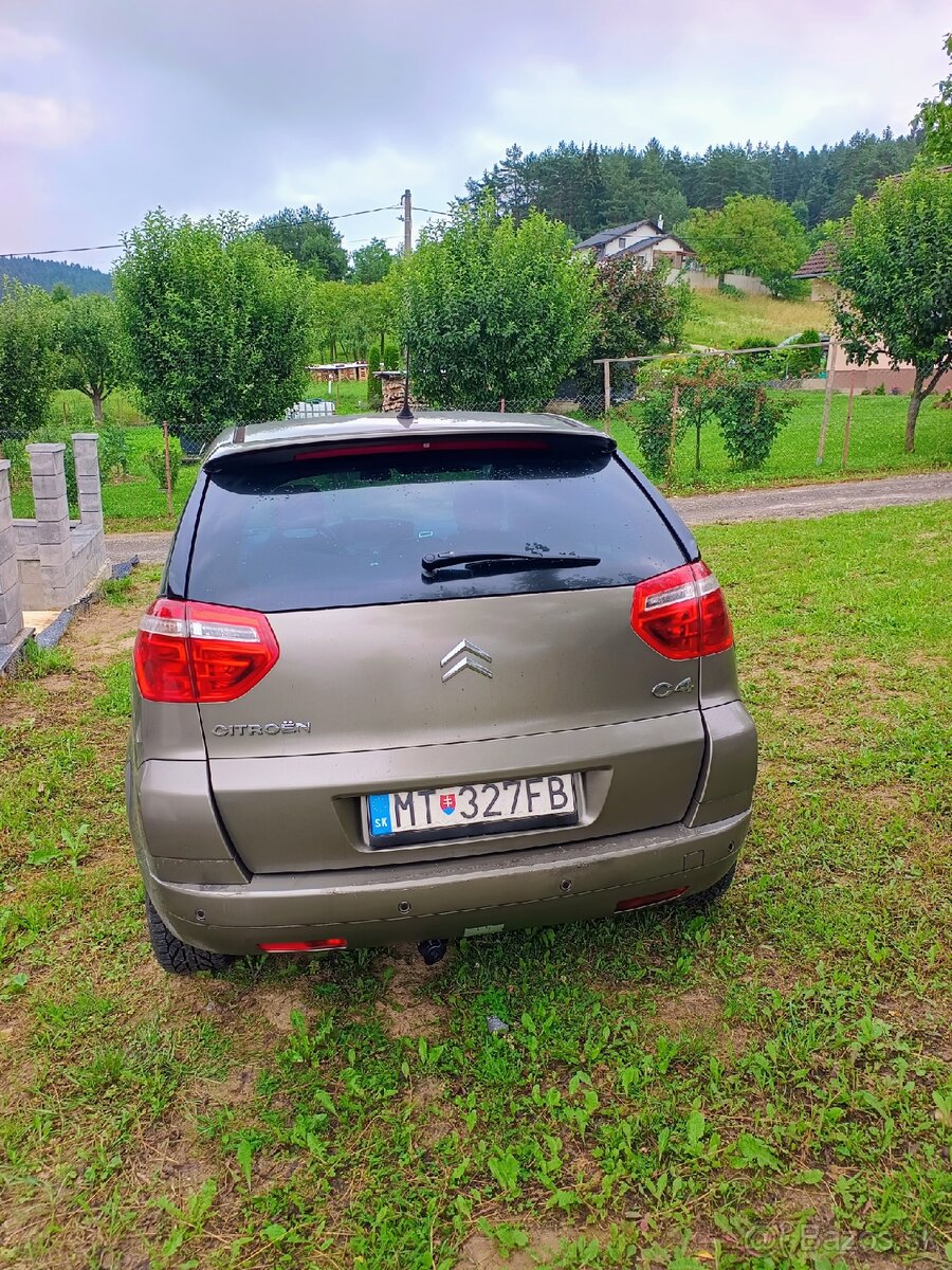Predám Citroen C4 Picasso - 4