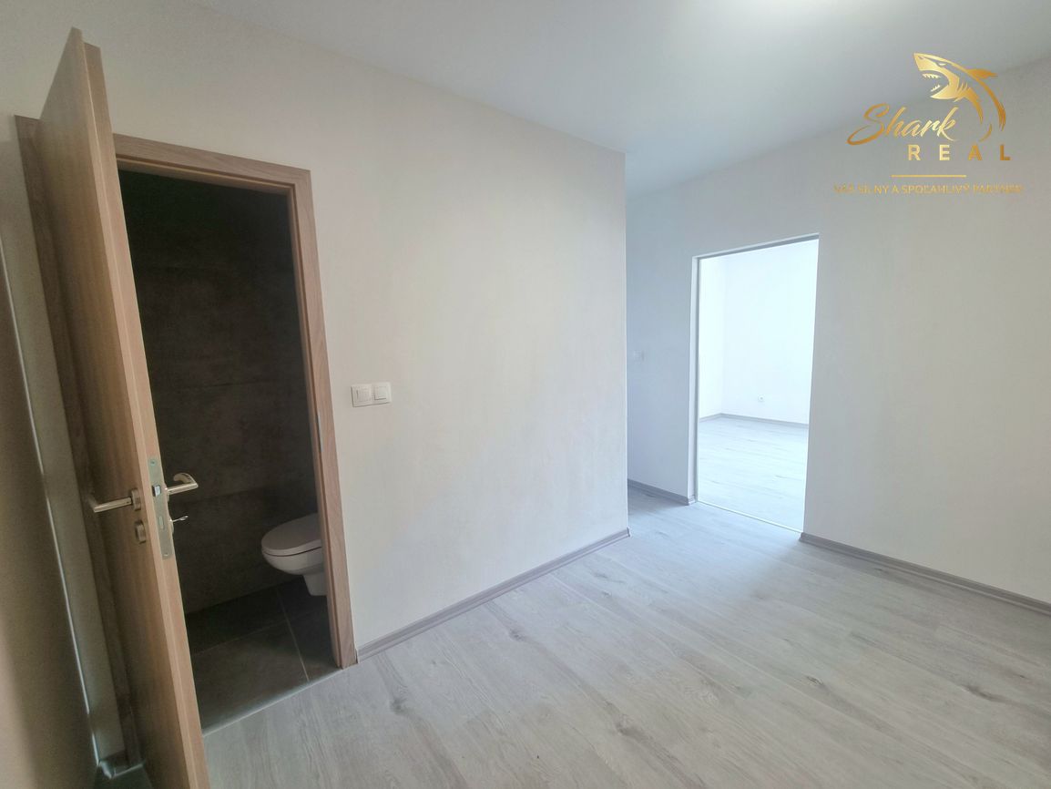 Na Predaj 2-izbový byt po exkluzívnej kompletnej rekonštrukc - 4