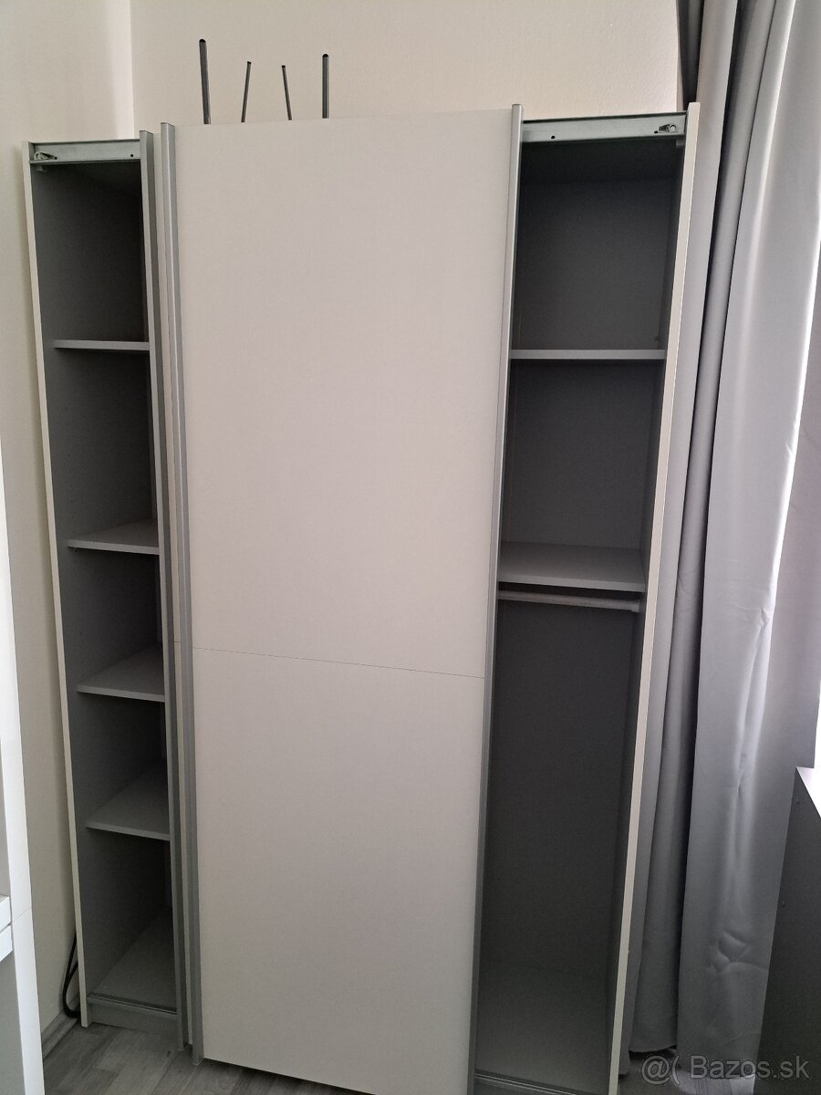 Skriňa s posuvnými dverami - 4