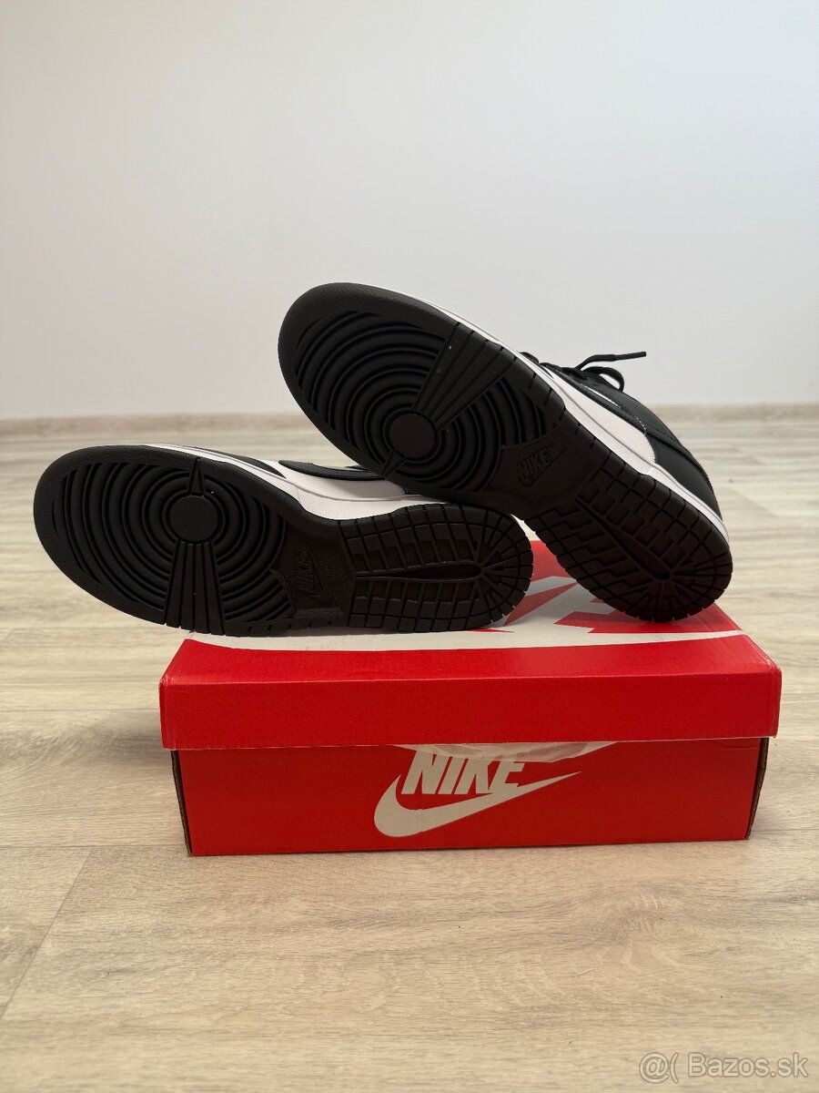 NIKE DUNK LOW RETRO - 4