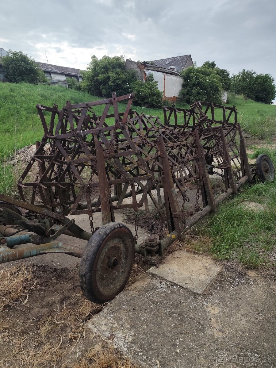 Predáme stroje z dvora - 4