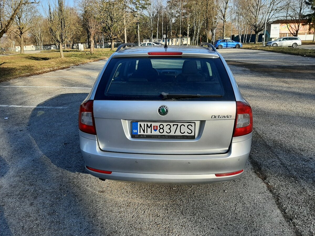 Škoda Octavia combi 1.6 Tdi, 209800 km, - 4