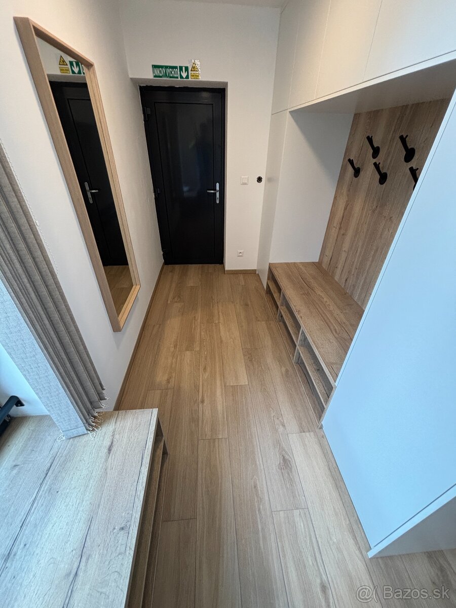 Na prenájom kancelárske priestory v Staškove - 4