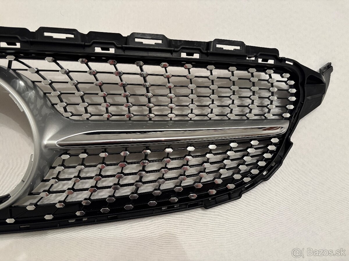 W205 Diamond grill - 4