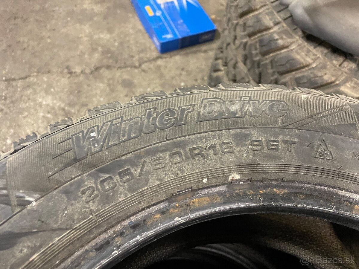 Predám zimne gumy 205/60r16 - 4