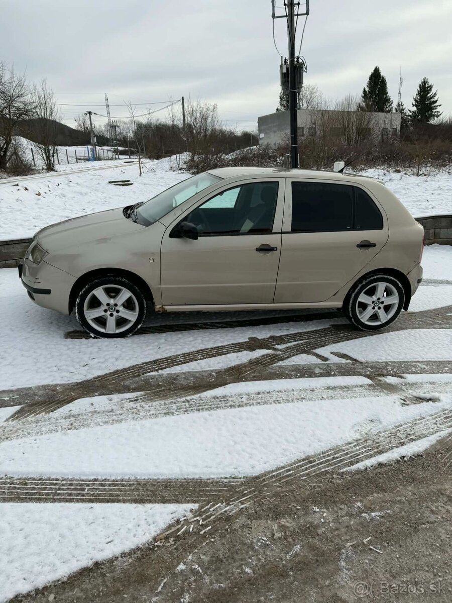Skoda fabia 1.2 htp - 4