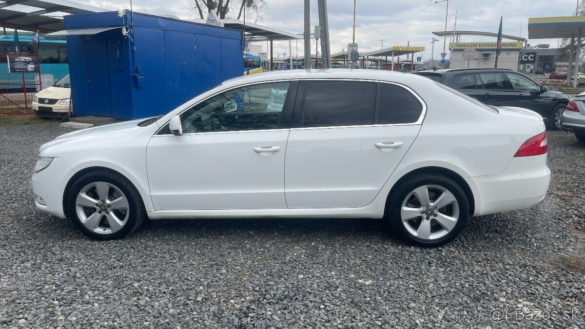 Predám Škoda Superb 3.6 benzín DSG 2013 - 4