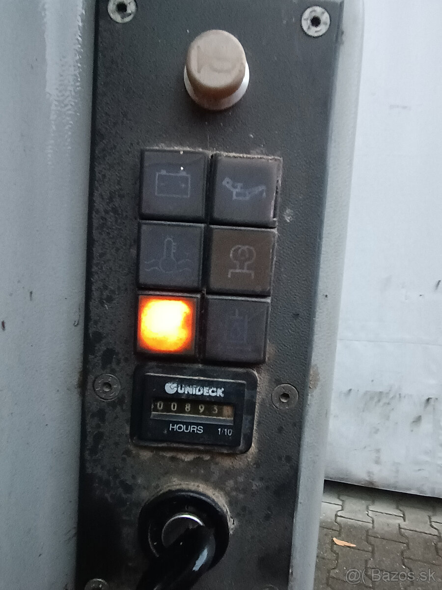 Pásový dumper 1,5T Neuson - 4