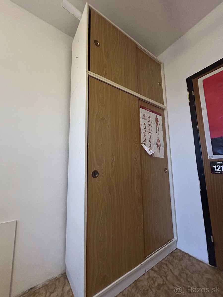 Prenájom 1i v 3izbovom byte - 4
