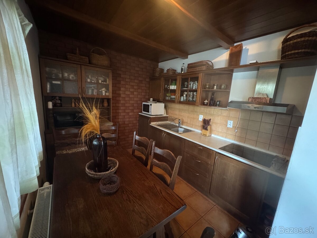 Predám dom s bazénom - 4