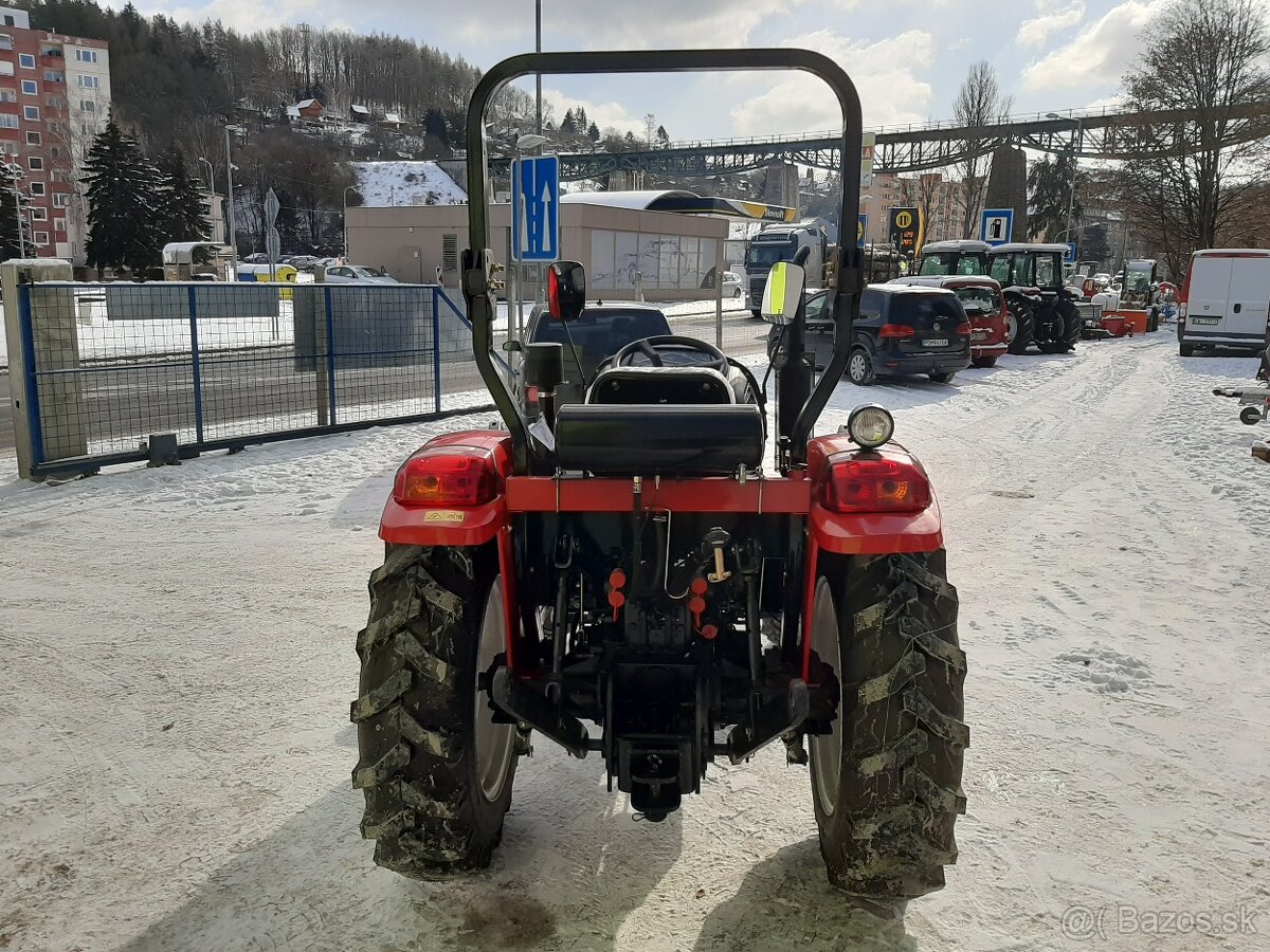 Predám malotraktor 40hp 4x4 - 4