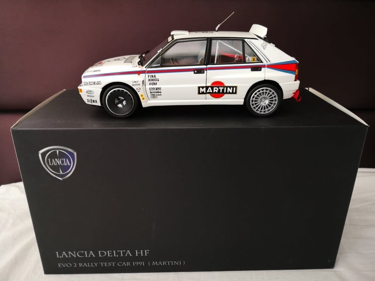 1:18 Kyosho, Lancia - 4