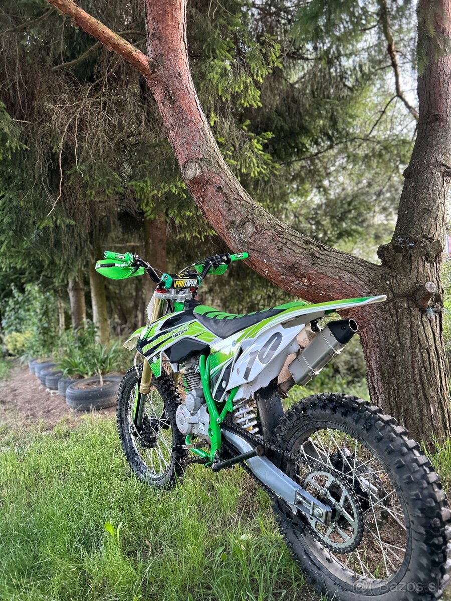 Minirocket Pitrock 250
