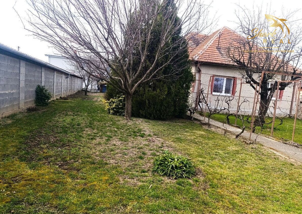 RODINNÝ DOM - HRUŠOVANY - 4