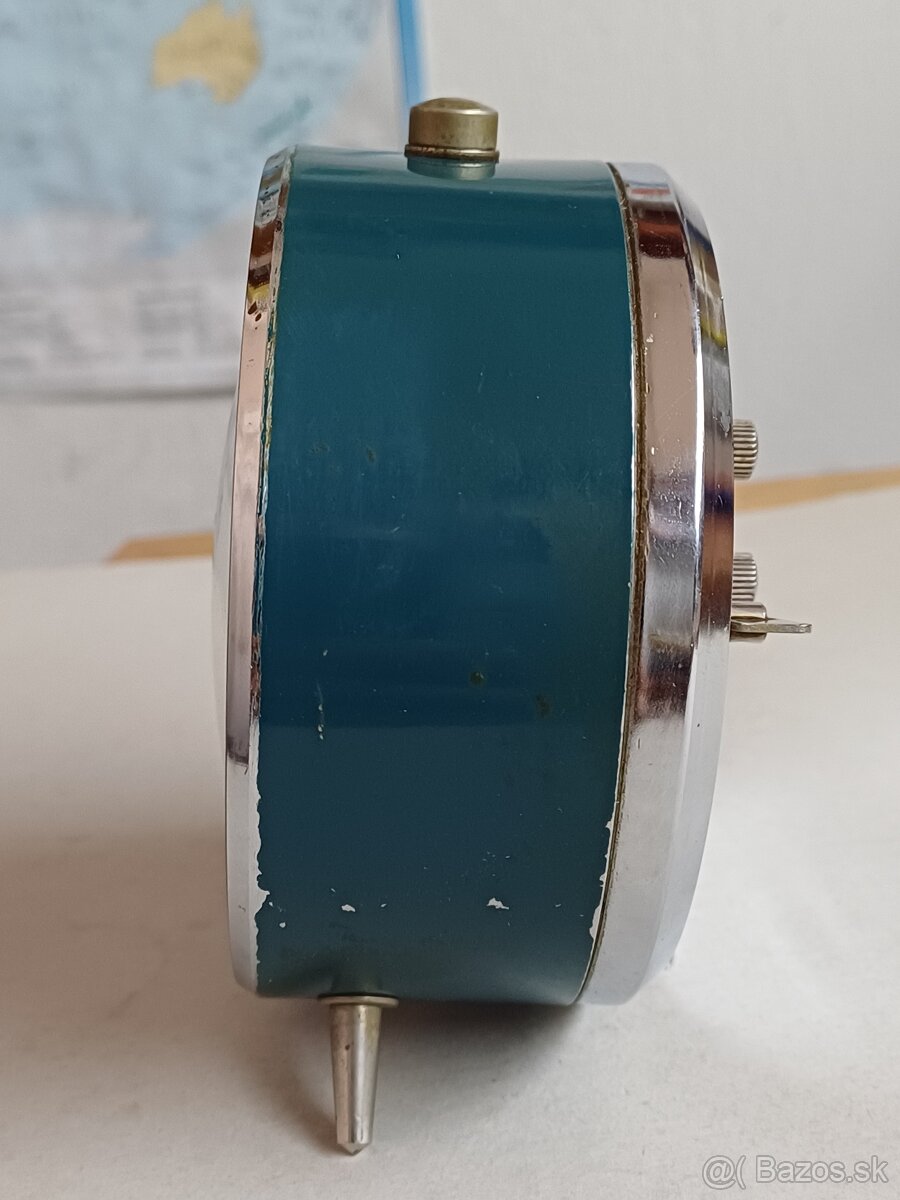 Pekny starši retro mechanicky budik PRIM - 4