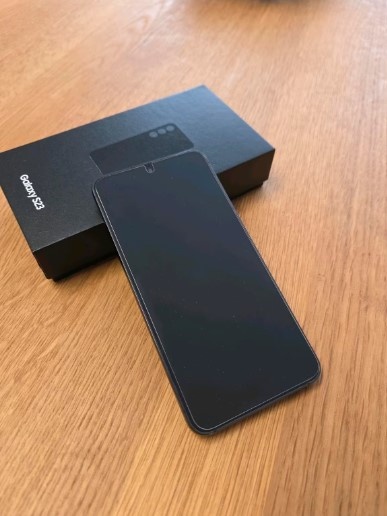 Samsung S23 256 GB - 4