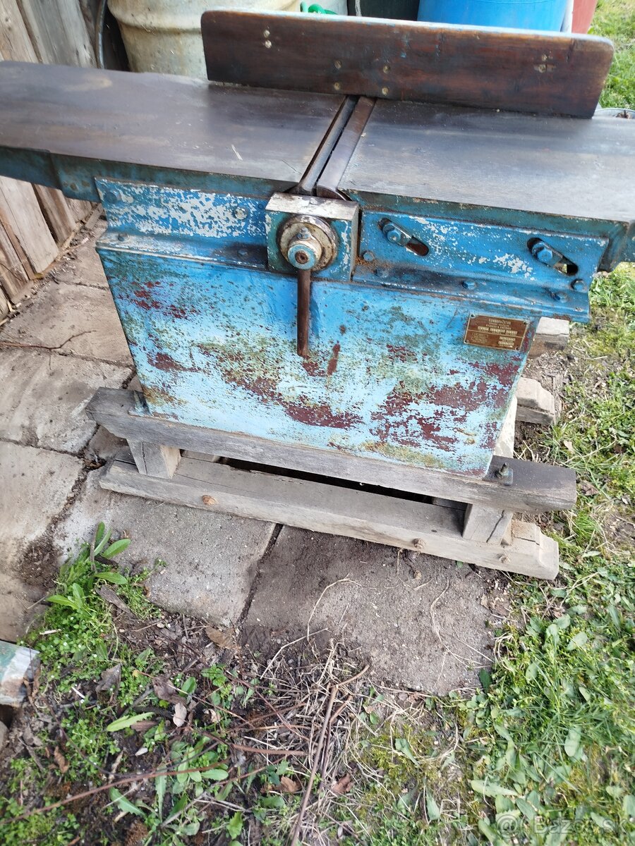 Predám fabricku hoblovacku - 4