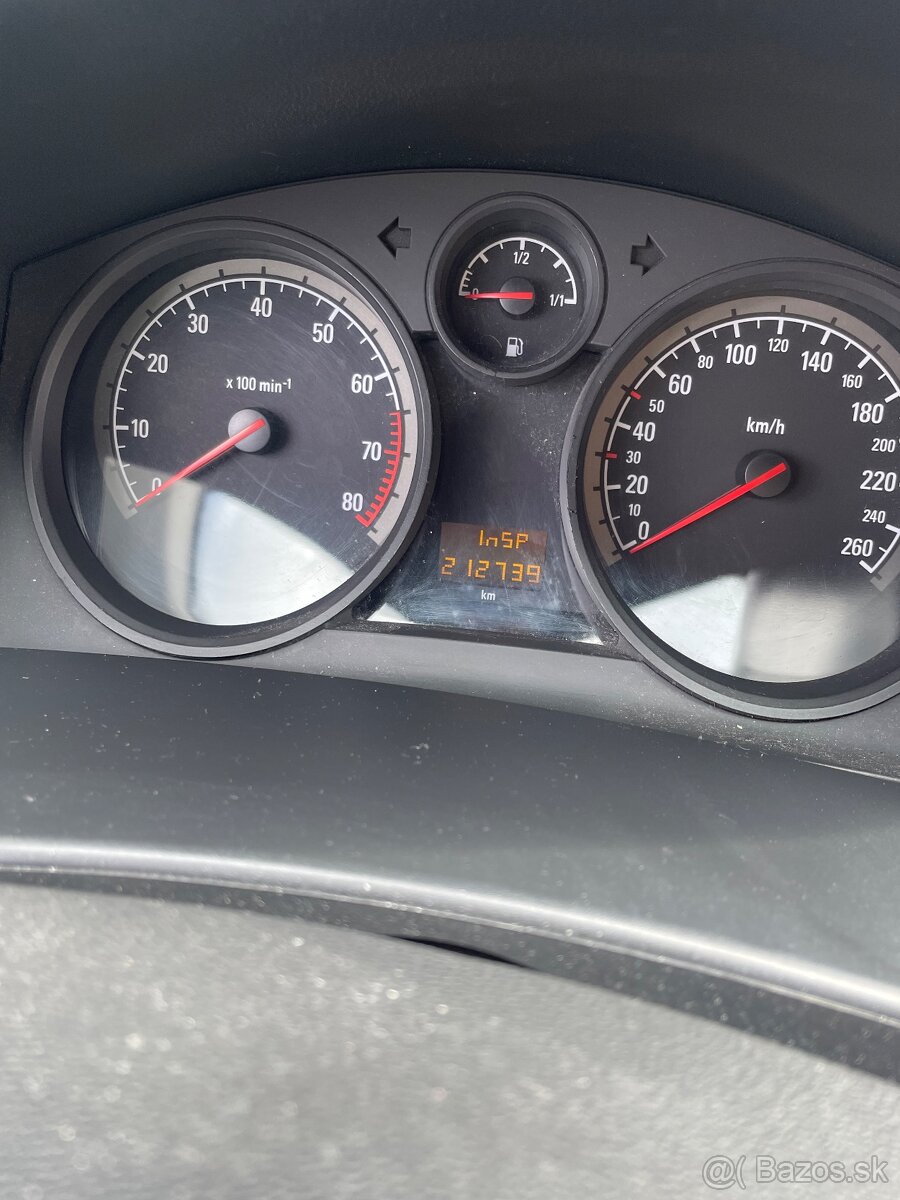 Opel Astra H - 4
