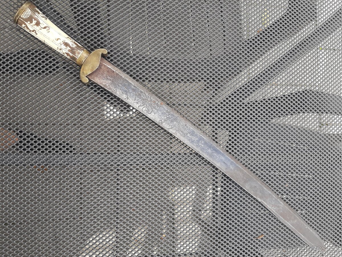 Tesak vzacny v super stave - 4