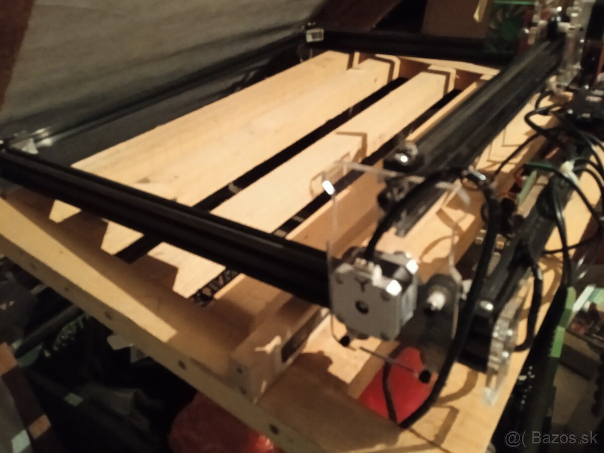 Laser gravýrovač - 4