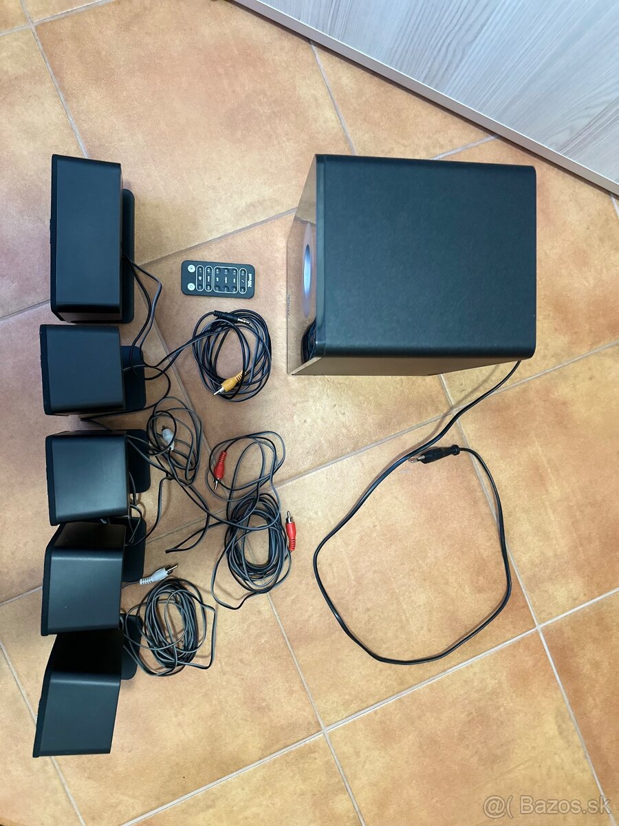 Repráky a subofér značky Trust - 4