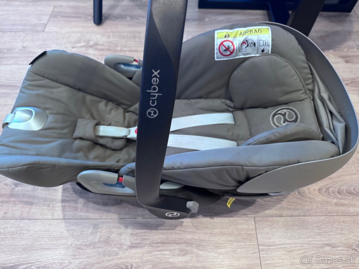 Cybex Cloud Z I-Size Plus + Isofix Základňa - 4