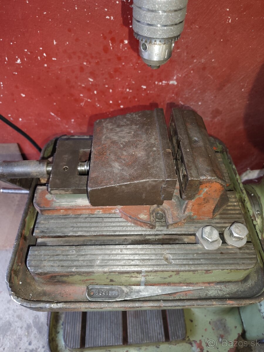 Stlpová vrtačka Kazanlik BK 20 - 4