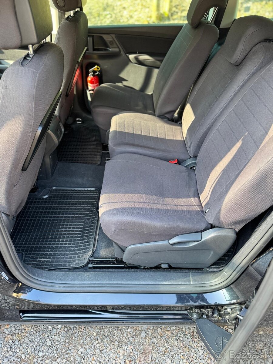 VW Sharan 2,0Tdi 110kW, 7 miestne - 4