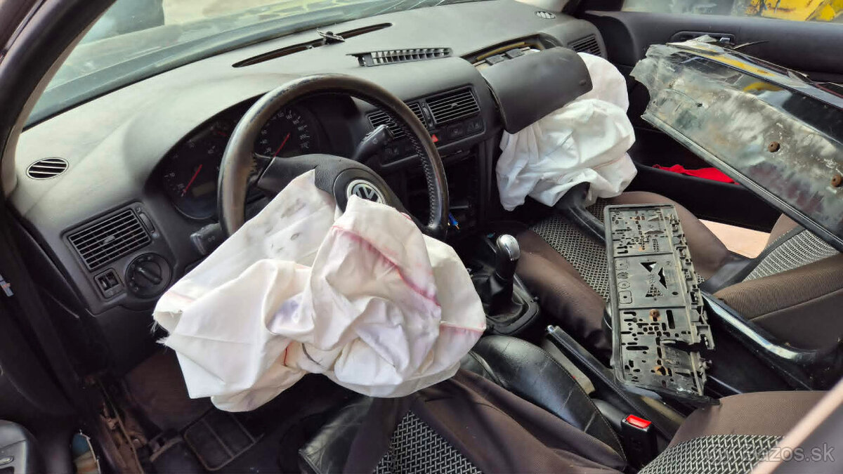Volkswagen Golf IV 1,9tdi 66kw - 4