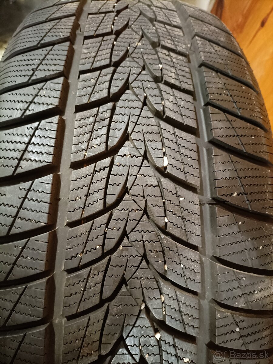 Zimné pneumatiky 235/55 R 18 - 4