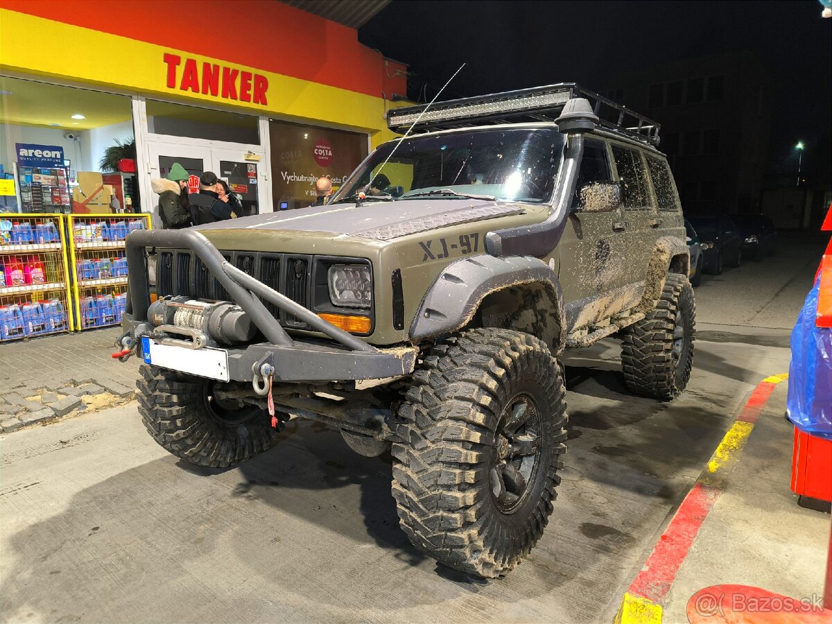 Jeep Cherokee XJ