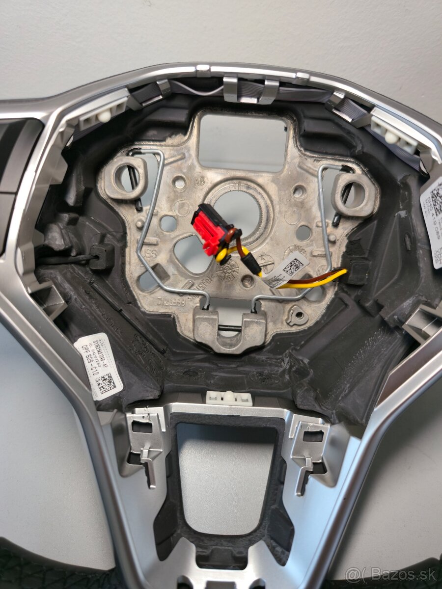 Vyhrievaný volant VW dsg tempomat - 4