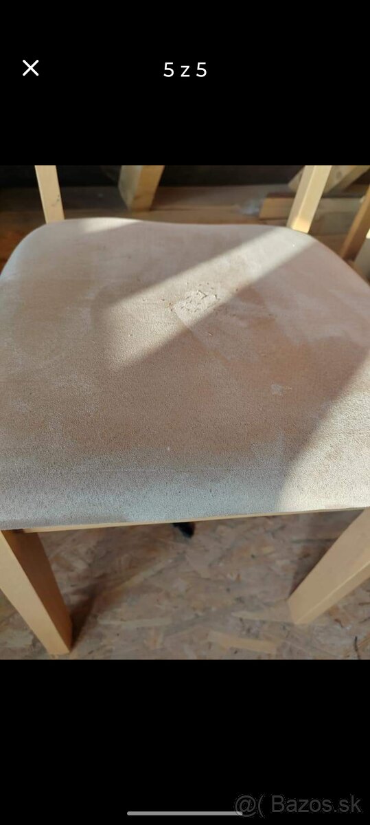 Kuchynský stôl a stoličky. - 4