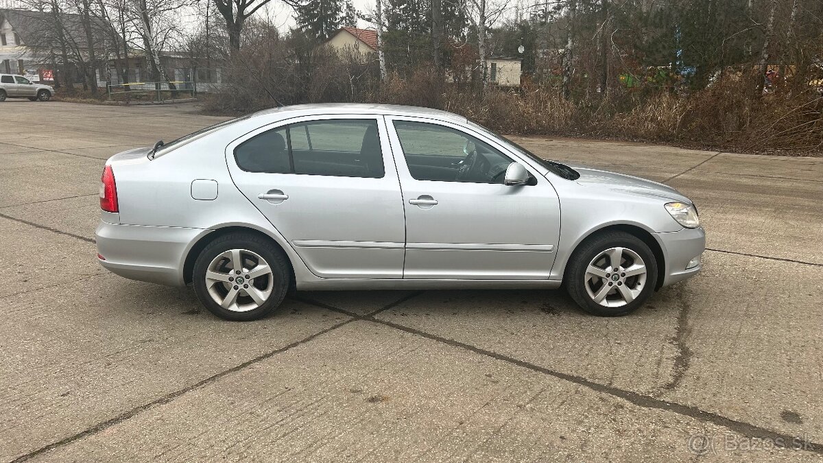 Škoda Octavia 2 facelift 2.0 TDi 103kw CR - 4