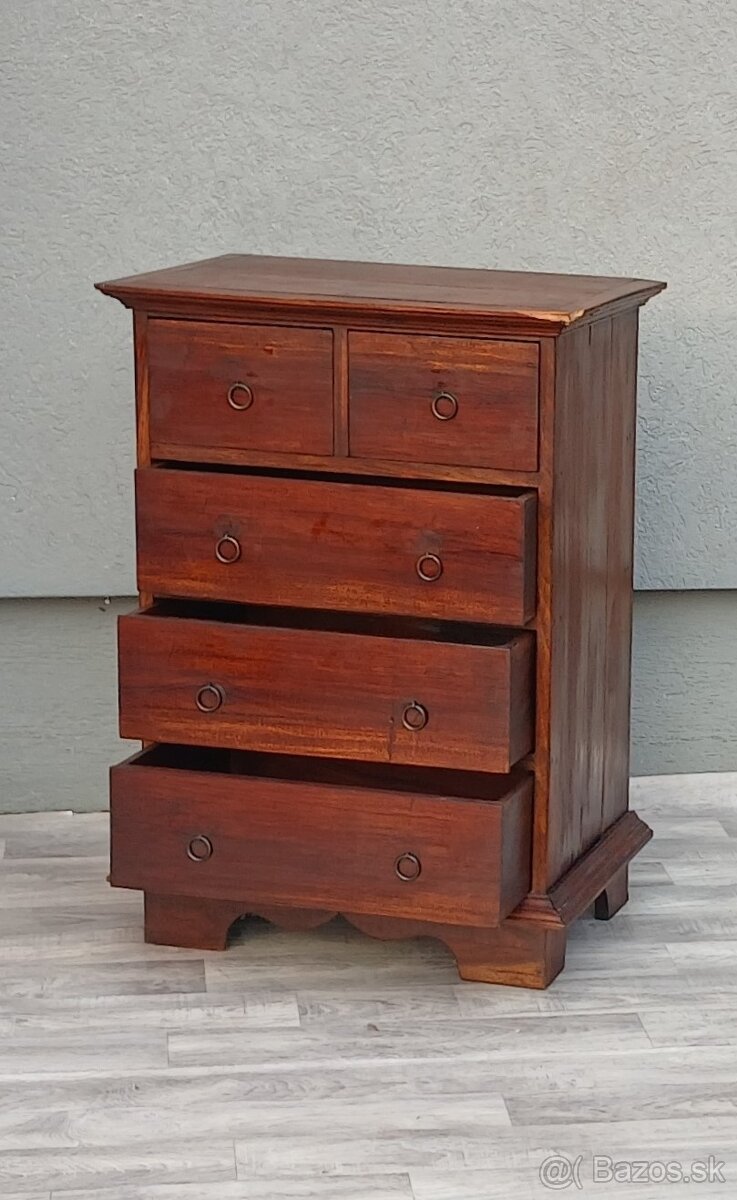 Komôdka v koloniálnom štýle. - 4