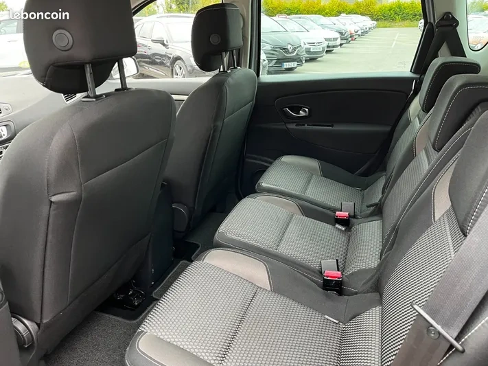 Predám Renault Scénic xmod 1.5 DCI 45 000 km - 4