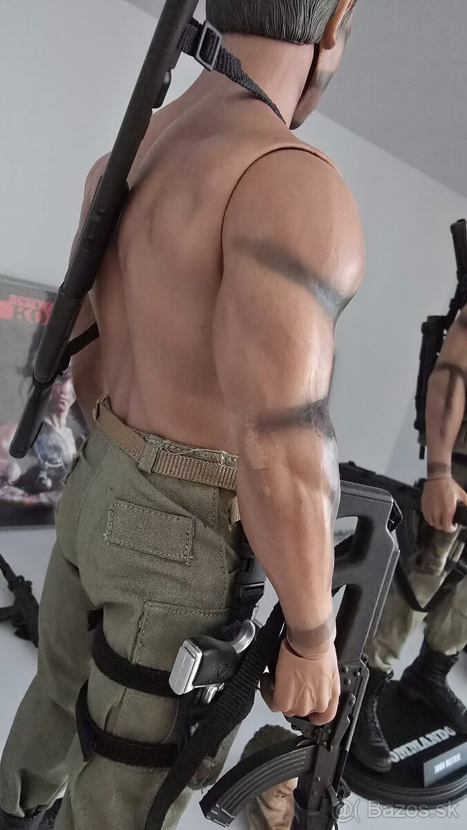 Predám hot toys figurku John Matrix Commando 1/6 - 4