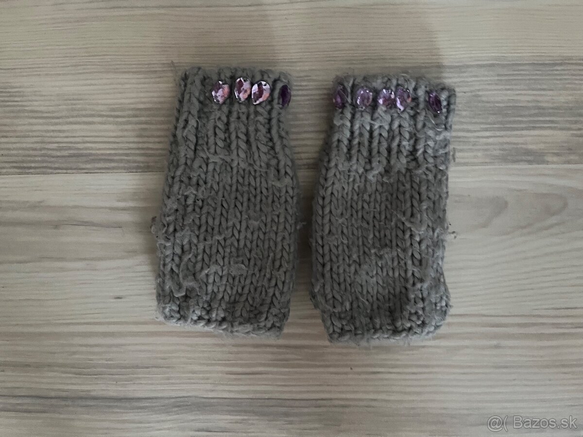 Saty, plavecke ciapky… - 4