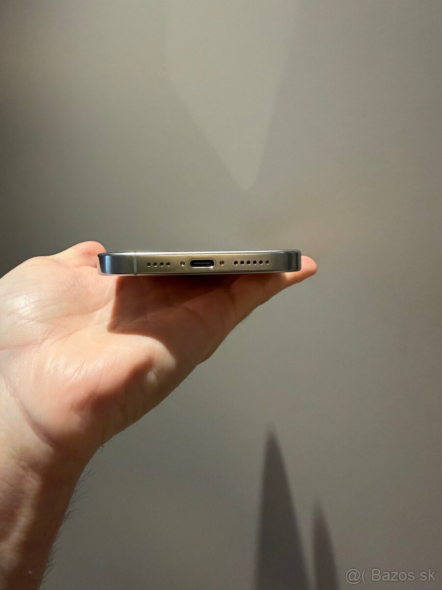 IPHONE 16 PRO MAX 256GB - 4