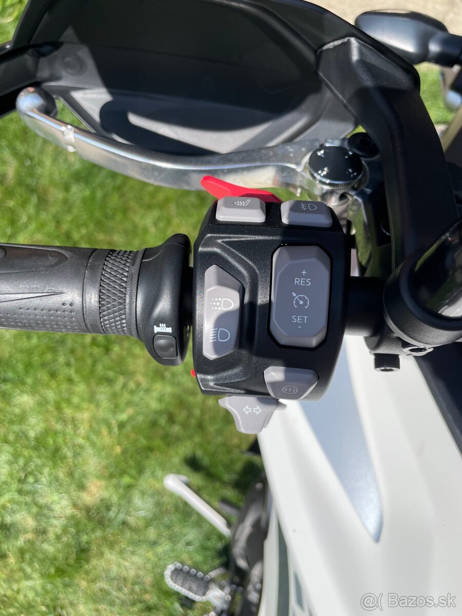 Triumph Tiger 900 GT Pro A2 - 4