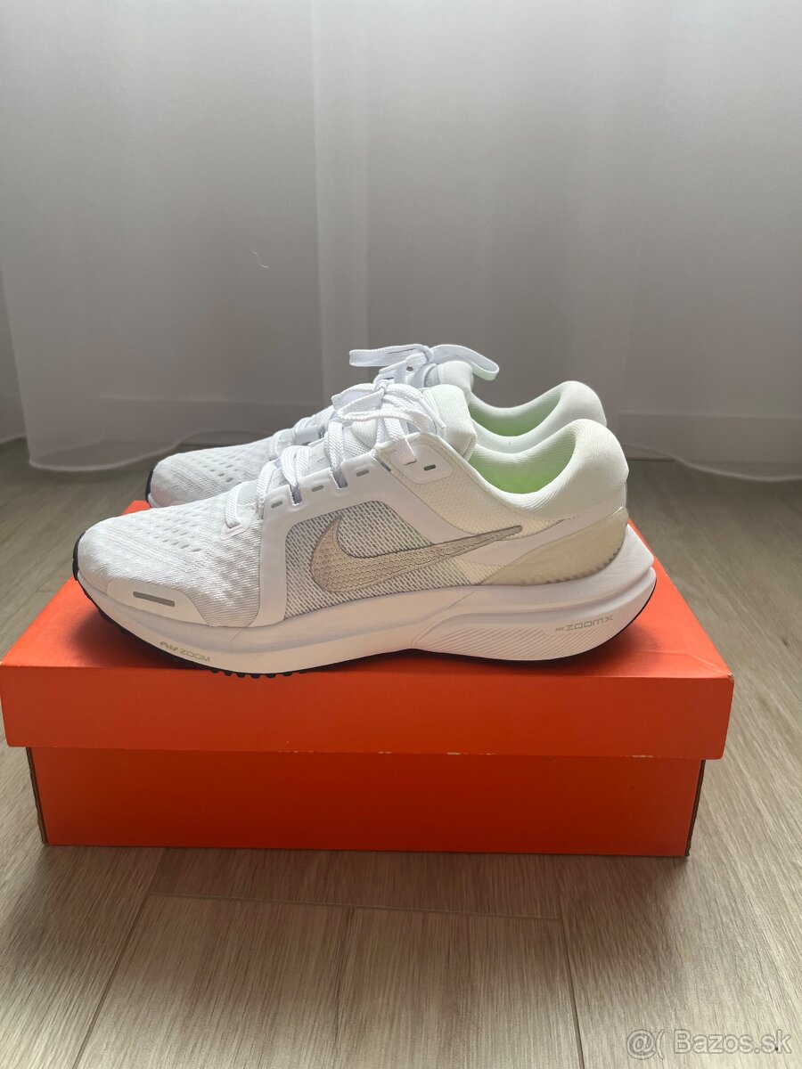 Tenisky Nike air zoom vomero 16 - 4