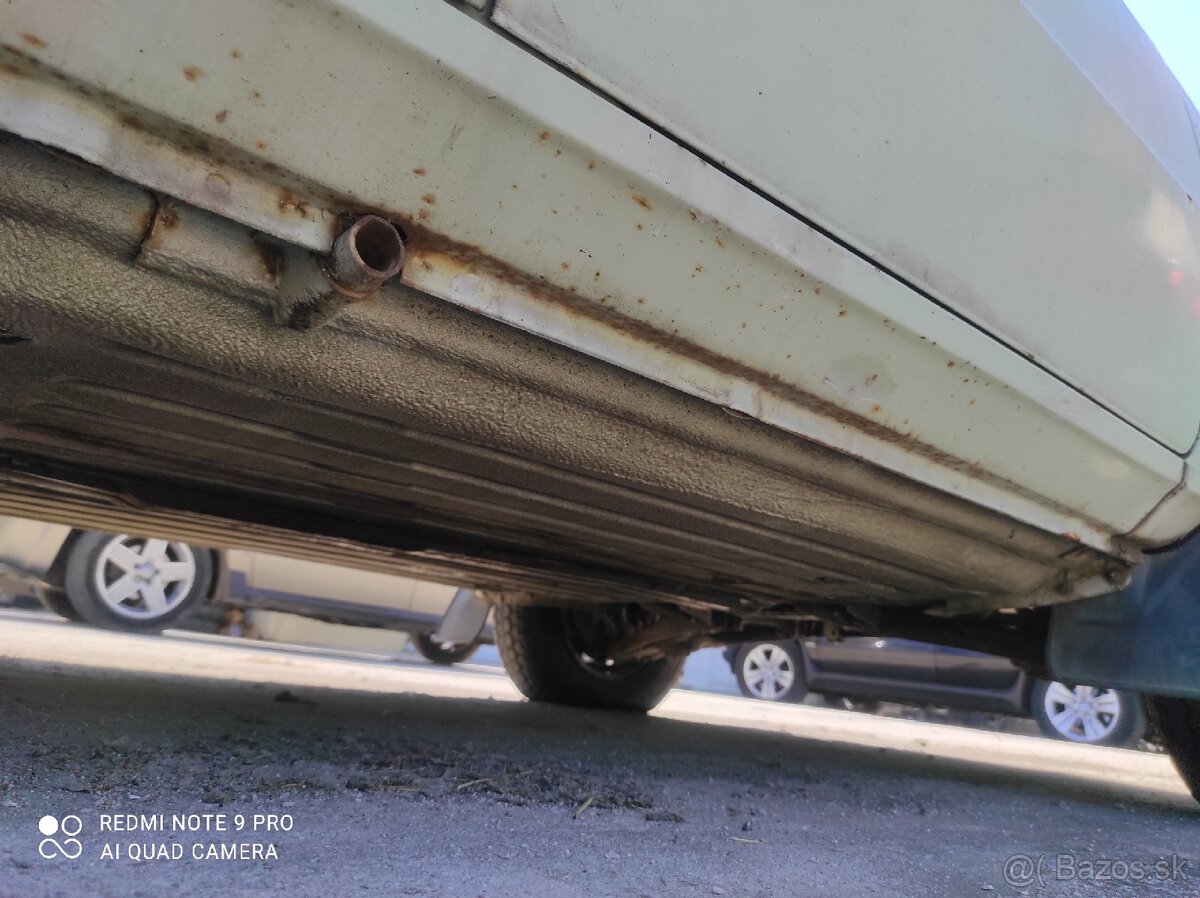 Predám karosériu Škoda 742 M - 4